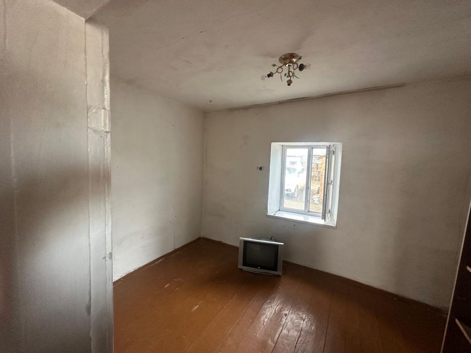 Продам дом 3 комнаты и кухня