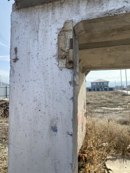 Продам бетонный гараж