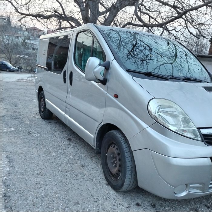 Opel vivaro 2.5 cdti