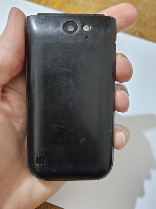 Nokia 2720 Flip продаётся