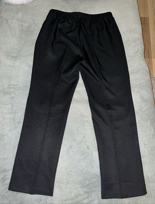 Pantaloni eleganți