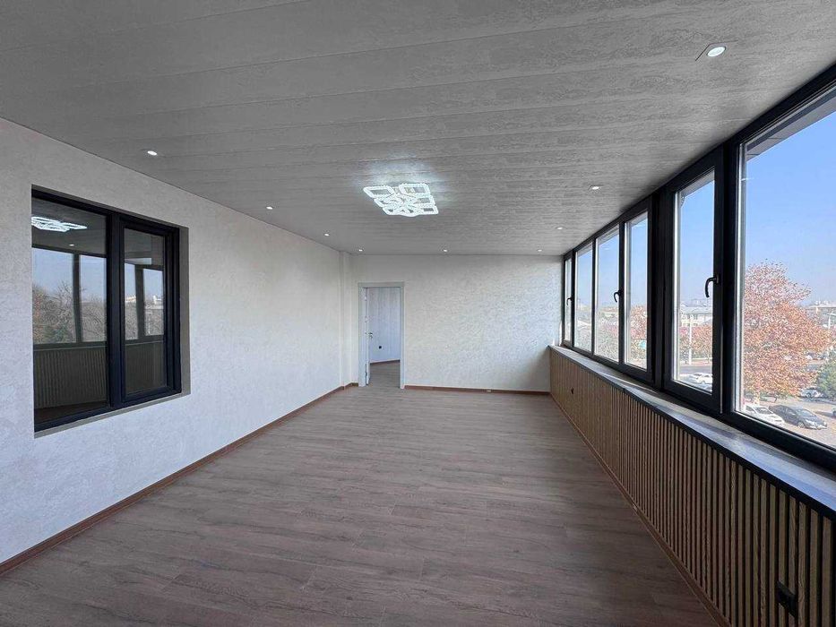 Новостройка на Бадамзаре 4/3/10 160 кв.м. с ремонтом=