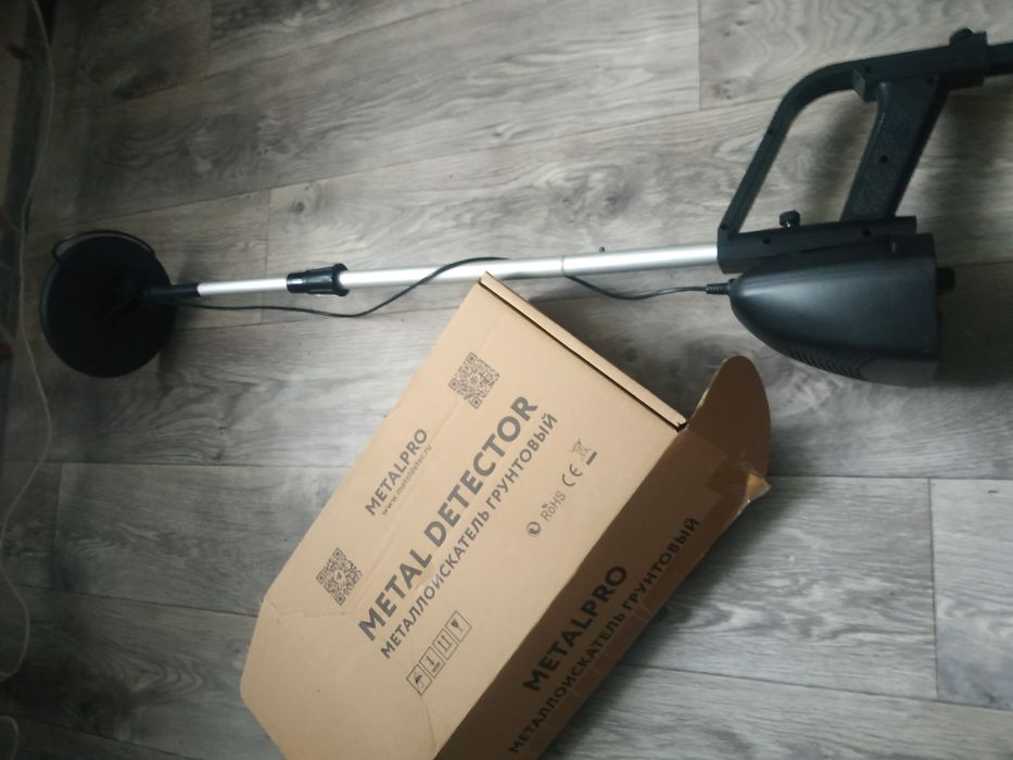 Продам металлоискатель