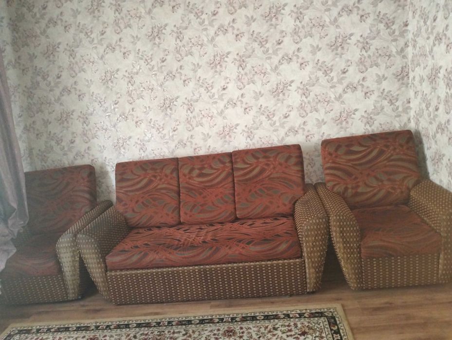 Диван с креслами