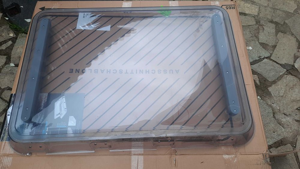 Вентилационен, покривен люк / капандура DOMETIC