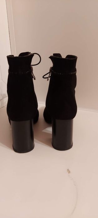 Продам ботинки весна-осень