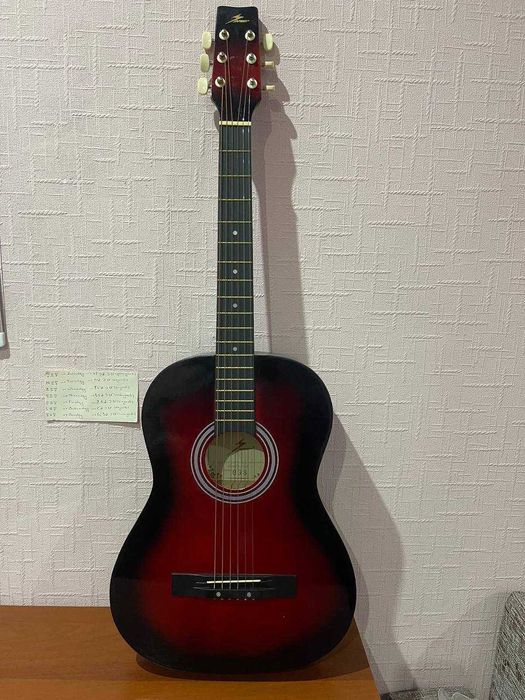 Гитара новая продается