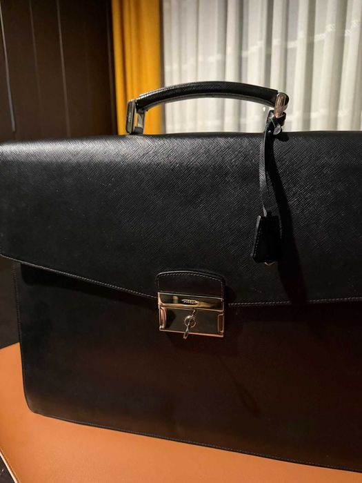 Geantă Business/Servietă PRADA Originală Piele Saffiano