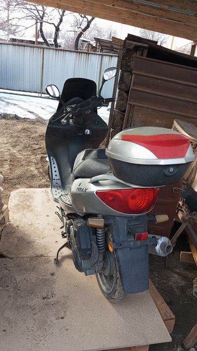 Макси скутер продам