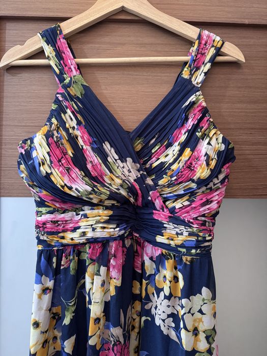 Платья вечерние б/у