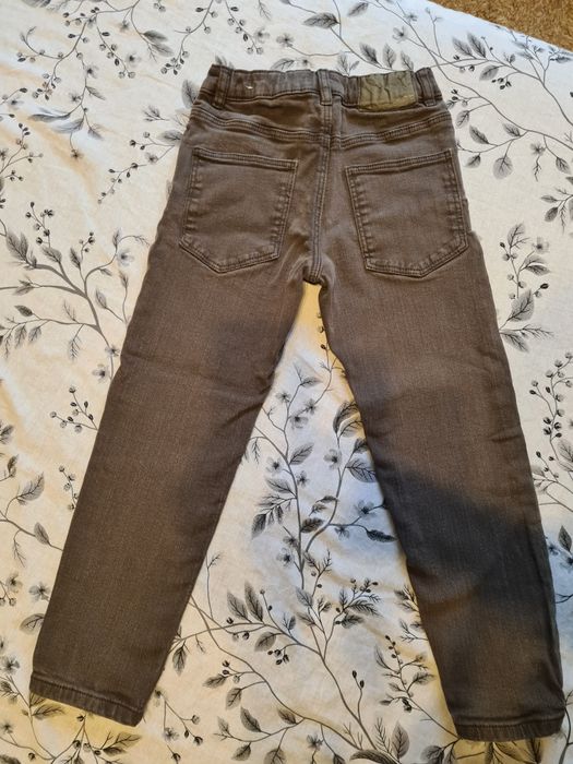 Jeans Zara, marimea 104