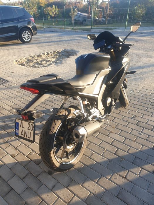 Yamaha yzf 125 2019