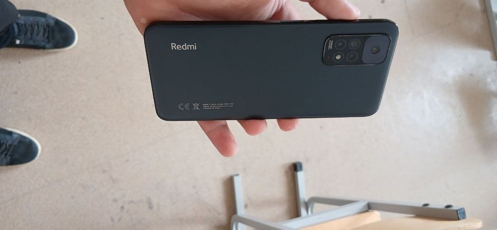 Redmi note 11  xolati:zor  MANZIL:XIIVA XOTIRA:64gb NARX:700 MING SOM