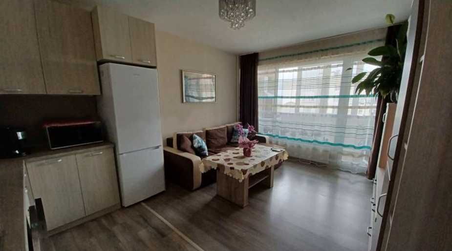 Дава се под наем Тристаен апартамент в София, Света Троица - 70 кв.м за 433.5 € - Снимка #1