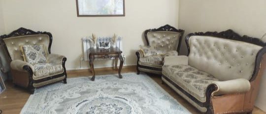 Продам Диван и два кресла