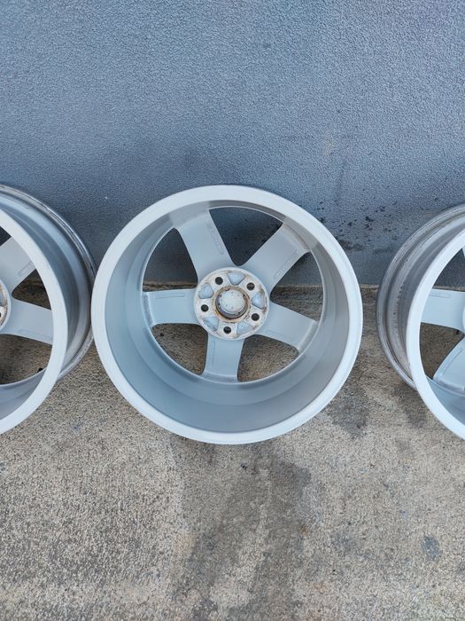 Алуминиеви джанти за Ауди А4 и А6