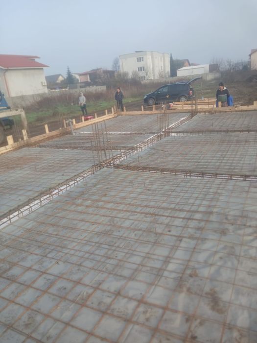 Amenajari interioare  ezecutam gresie faianta gleturi parchet  sapa