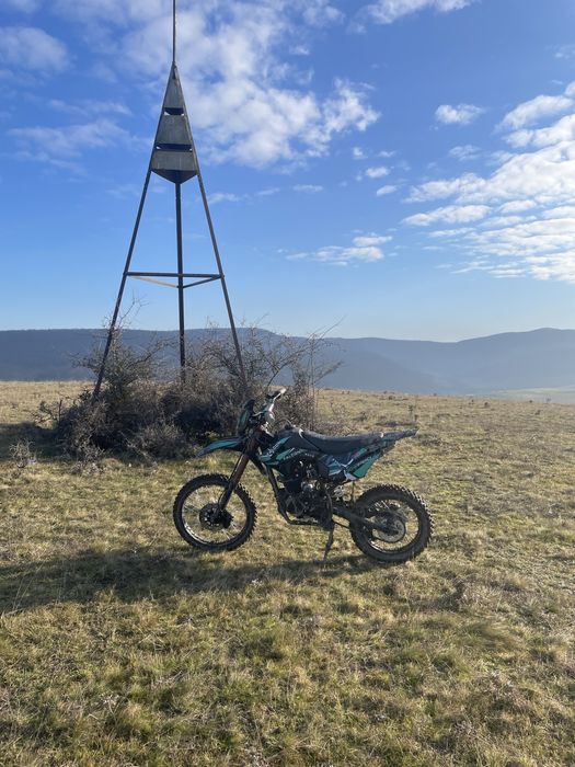 Cross kxd 150 cc 2025