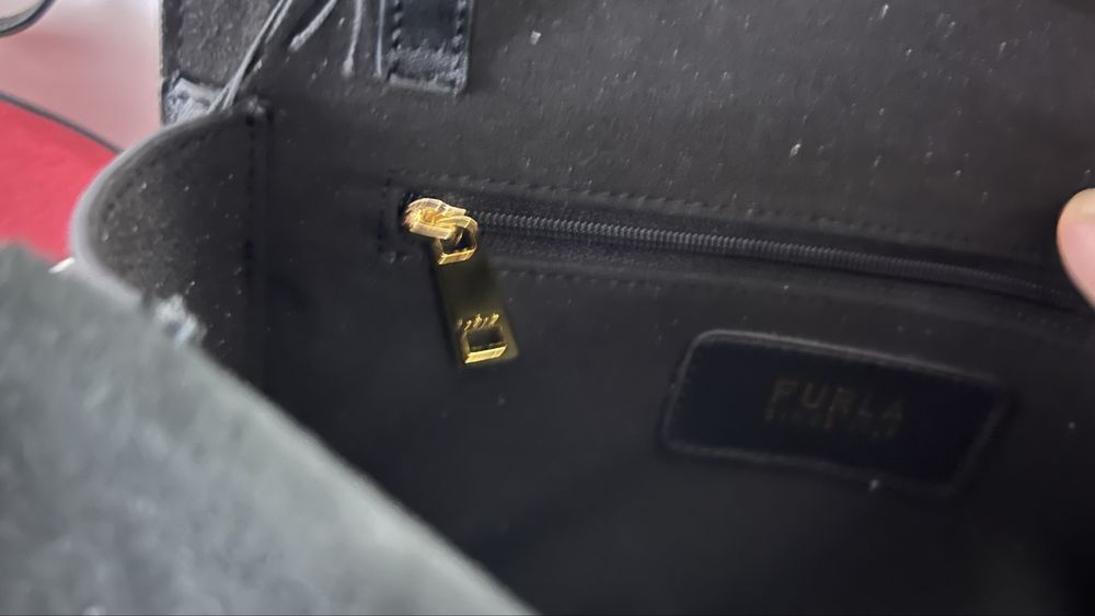 FURLA SFERA CROSSBODY S. Нови,с етикети,сер.номер,торбичка,Модел 2025г