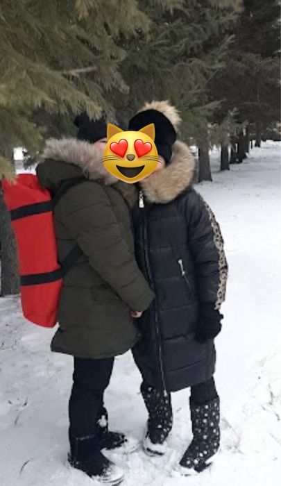 Продам пуховик для девочки