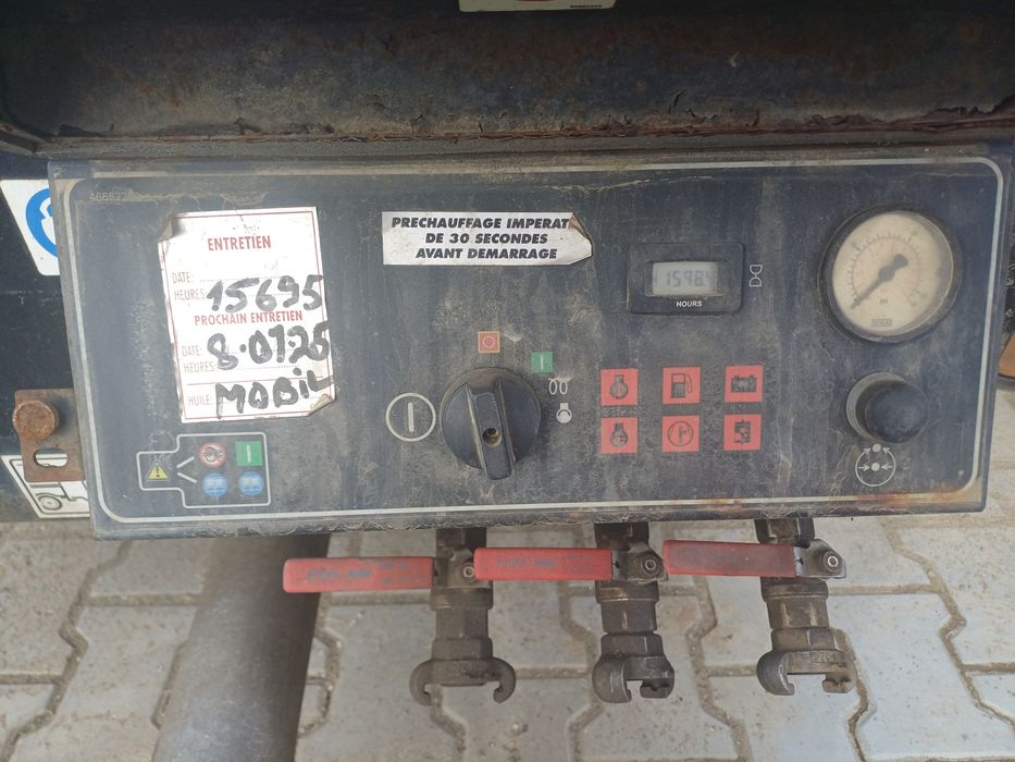 Motocompresor 5.300 debit 2015   ore 1590 Racheta subtraversari