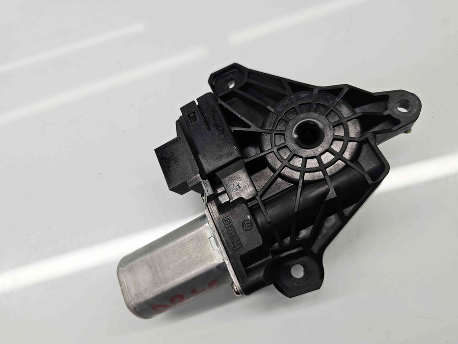 Motoras geam dreapta spate Mercedes Clasa C Combi (W205) [Fabr 2015-pr