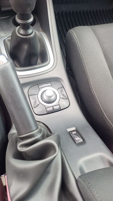 RENAULT Megane 2011 — imagine 2
