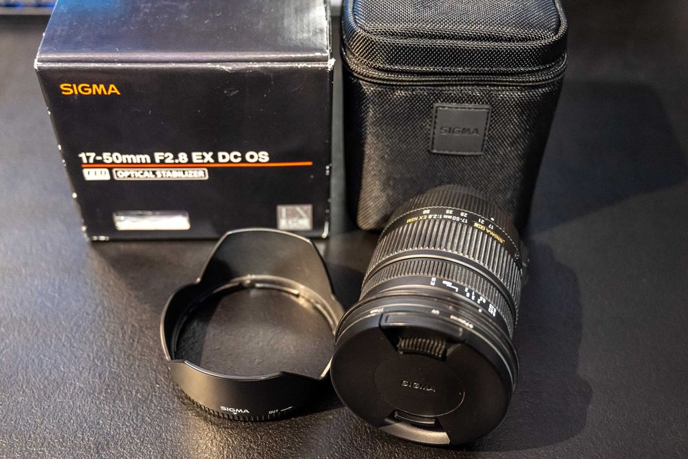 Обектив Sigma 17-50mm f2.8 EX DC OS за Nikon F-mount