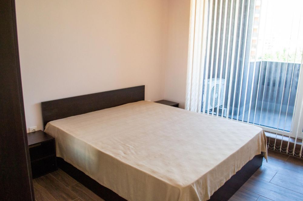 Двустаен, ж.к. Връбница 1