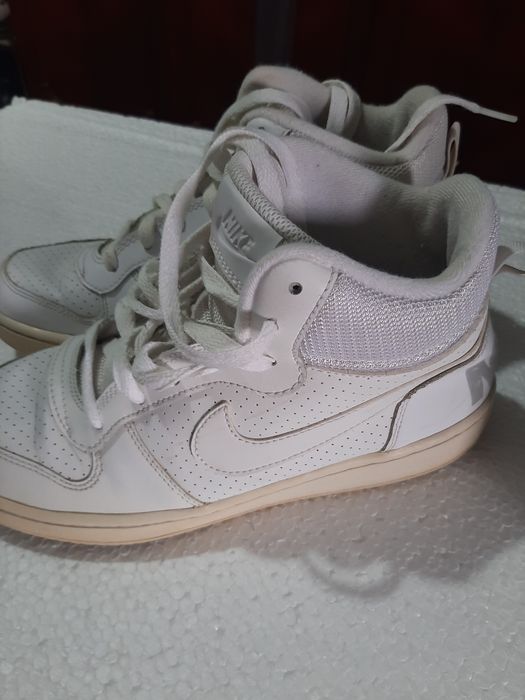 NIKE Gheata sport