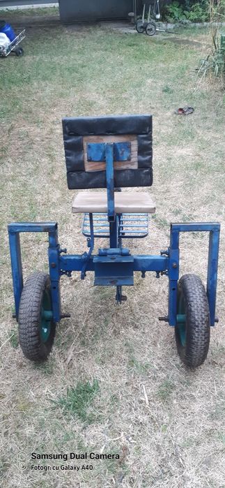 Carucior cu scaun pentru motocultor