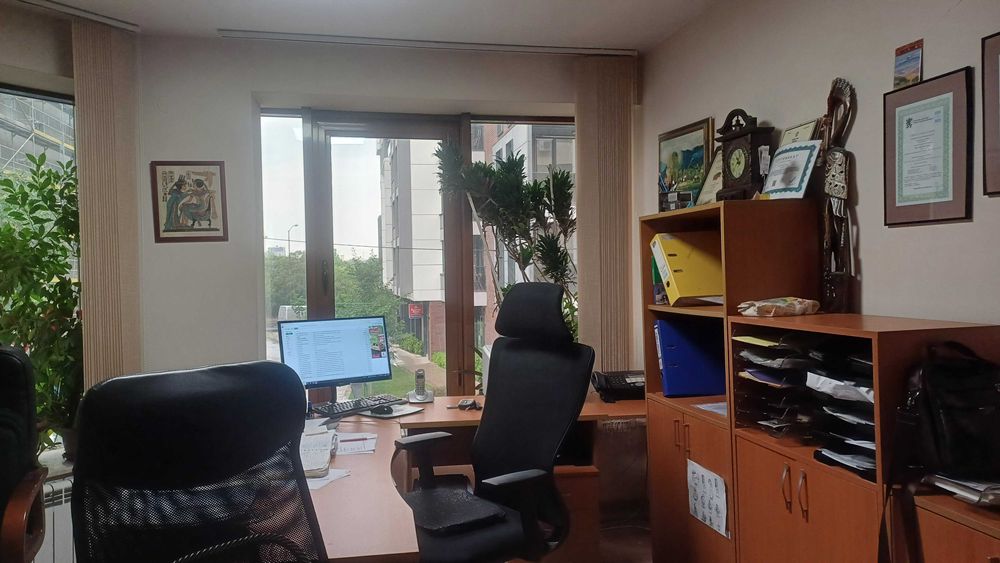 Продава се Офис в София, Оборище - 246 кв.м за 3202 €/кв.м - Снимка #1