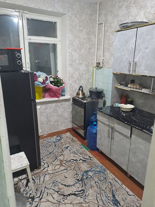 1 хоналик уй ВАСХОД Навоий чойхона олдида