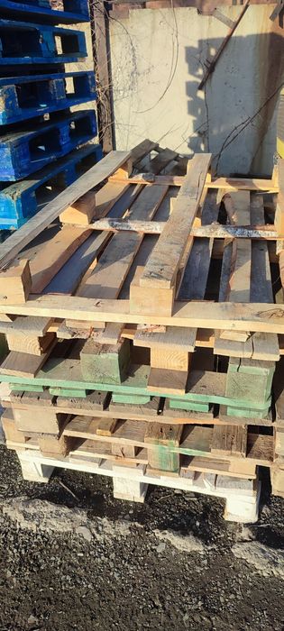 Продам поддоны евро