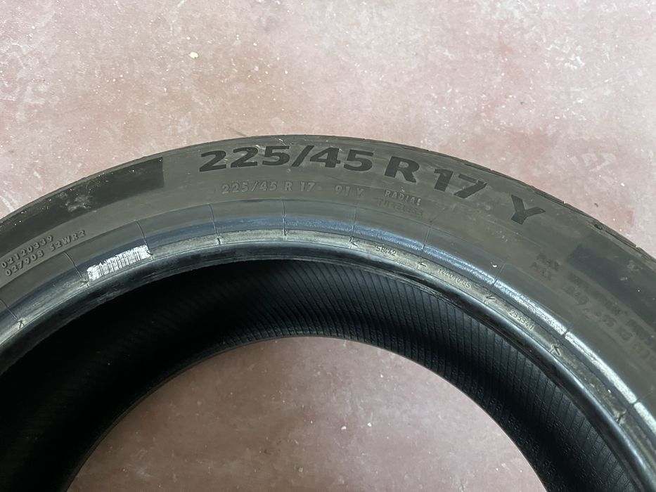 225/45 R17 de vara Continental