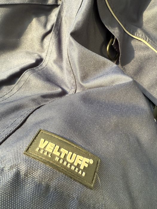 Мъжко непромокаемо със светлоотразители яке