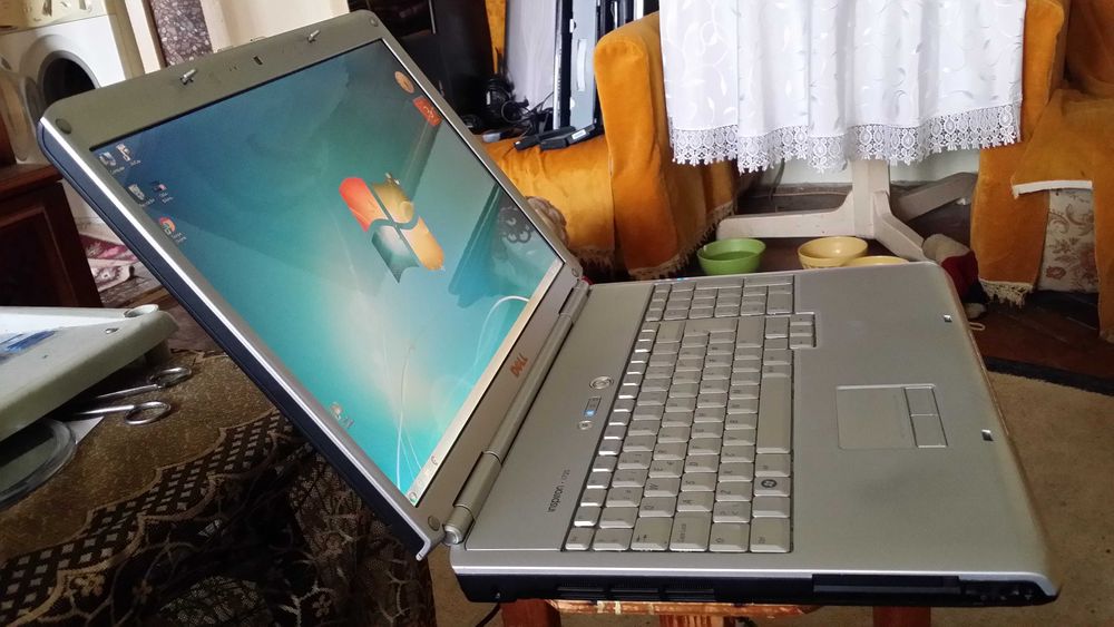 Vand laptopuri de TOP ,instalez orice Windows,laptop,PC,Mac, sau repar