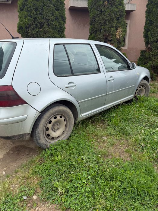 Masina golf 4 de vanzare