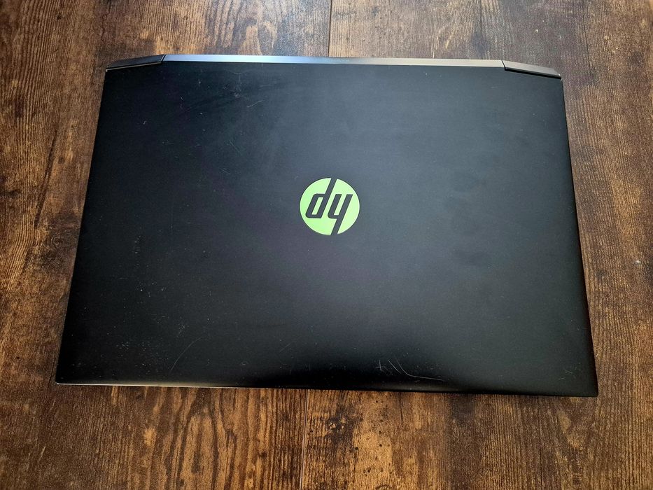 HP Pavilion Gaming 15 (Ryzen 5 / GTX 1650 / 8GB RAM / FHD)