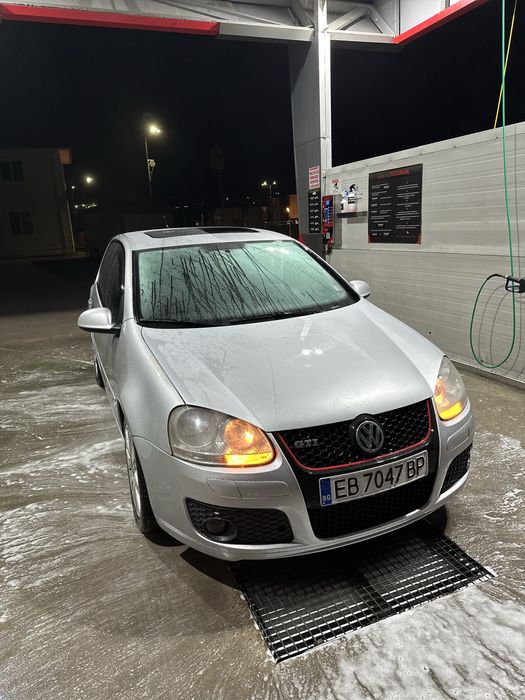 Продава се Голф 5