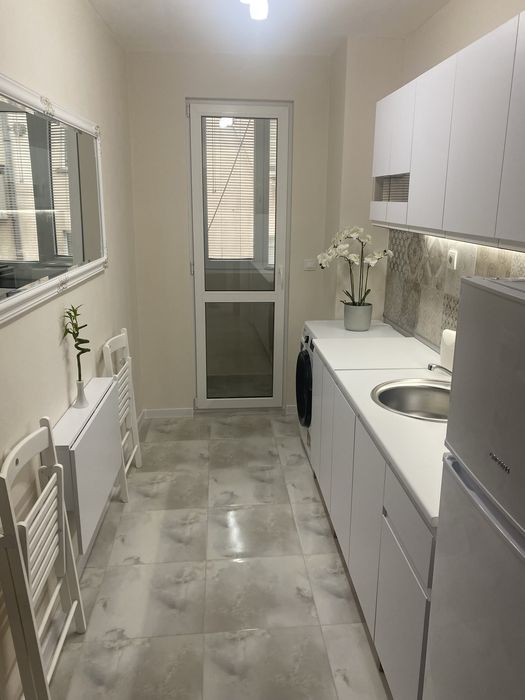 Продава се Двустаен апартамент в Плевен, Идеален център - 55 кв.м за 1132 €/кв.м - Снимка #11