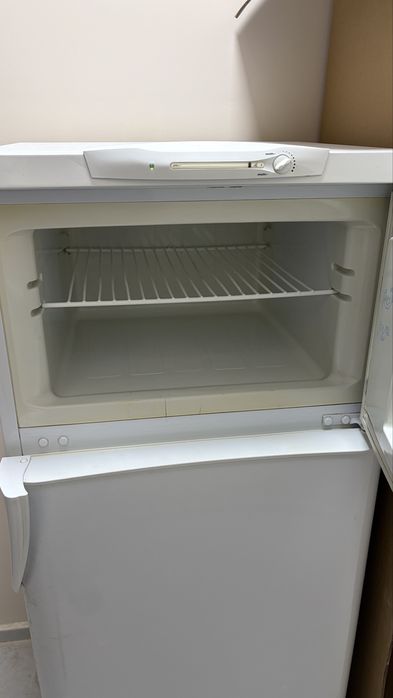 Холодильник сатылады