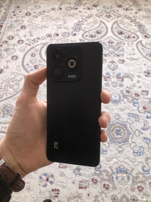 смартфон андроид ZTE