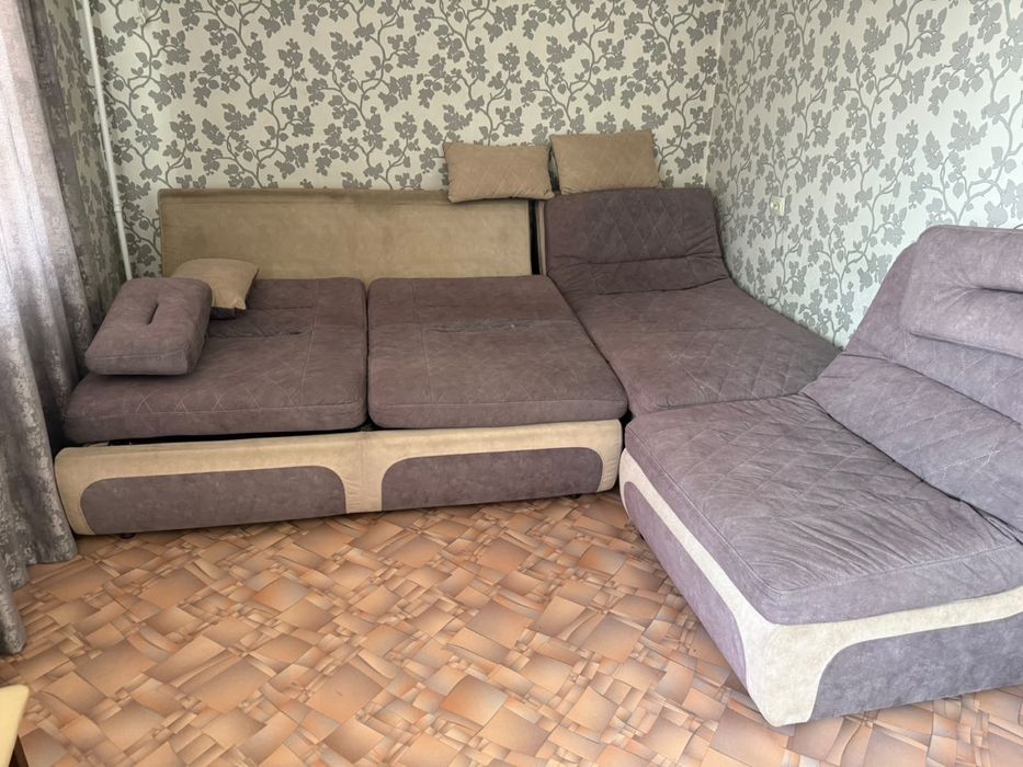 Продам диван срочно