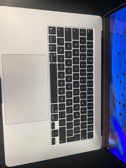 MacBook Air M4 15-inch/ 256 Gb / Space Gray