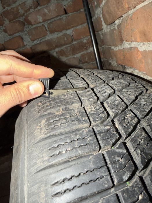 BMW Cross Spoke Style 177 19” – джанти със зимни гуми + фланци и болтове (E70)