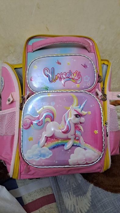 Продам рюкзаки 2 шт