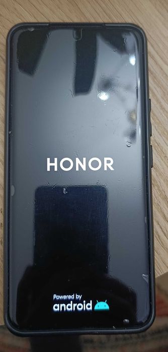 Телефон Honor 90