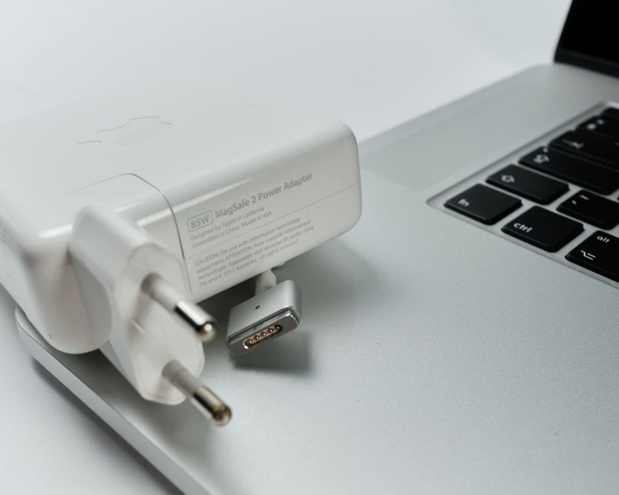 MacBook Pro 15” Retina 2014, A1398, i7, 16GB RAM, 256GB, Silver