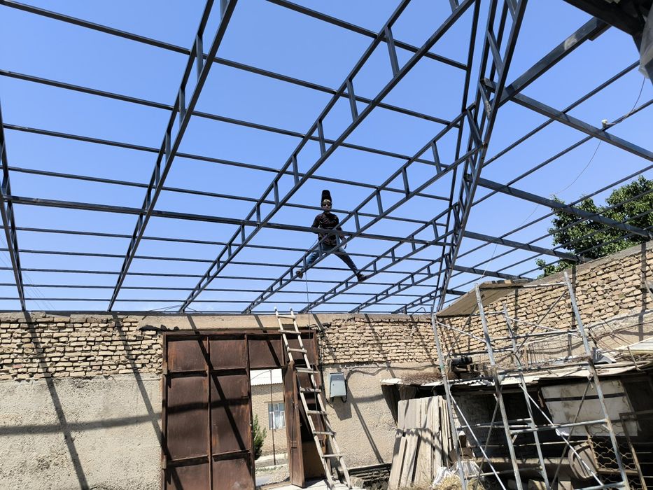 Svarshik xizmati naves lesnitsa zina perila